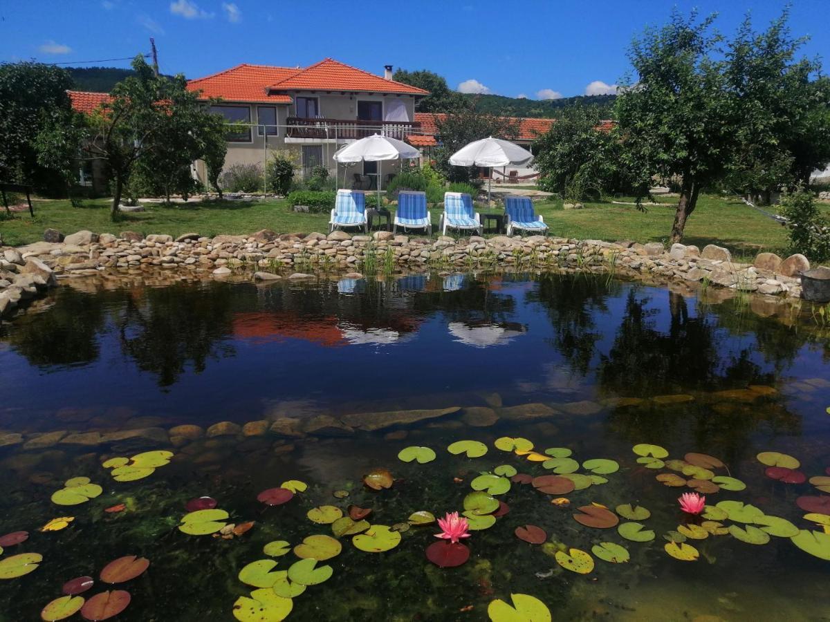 Calla Retreat Vezenkovo Екстер'єр фото